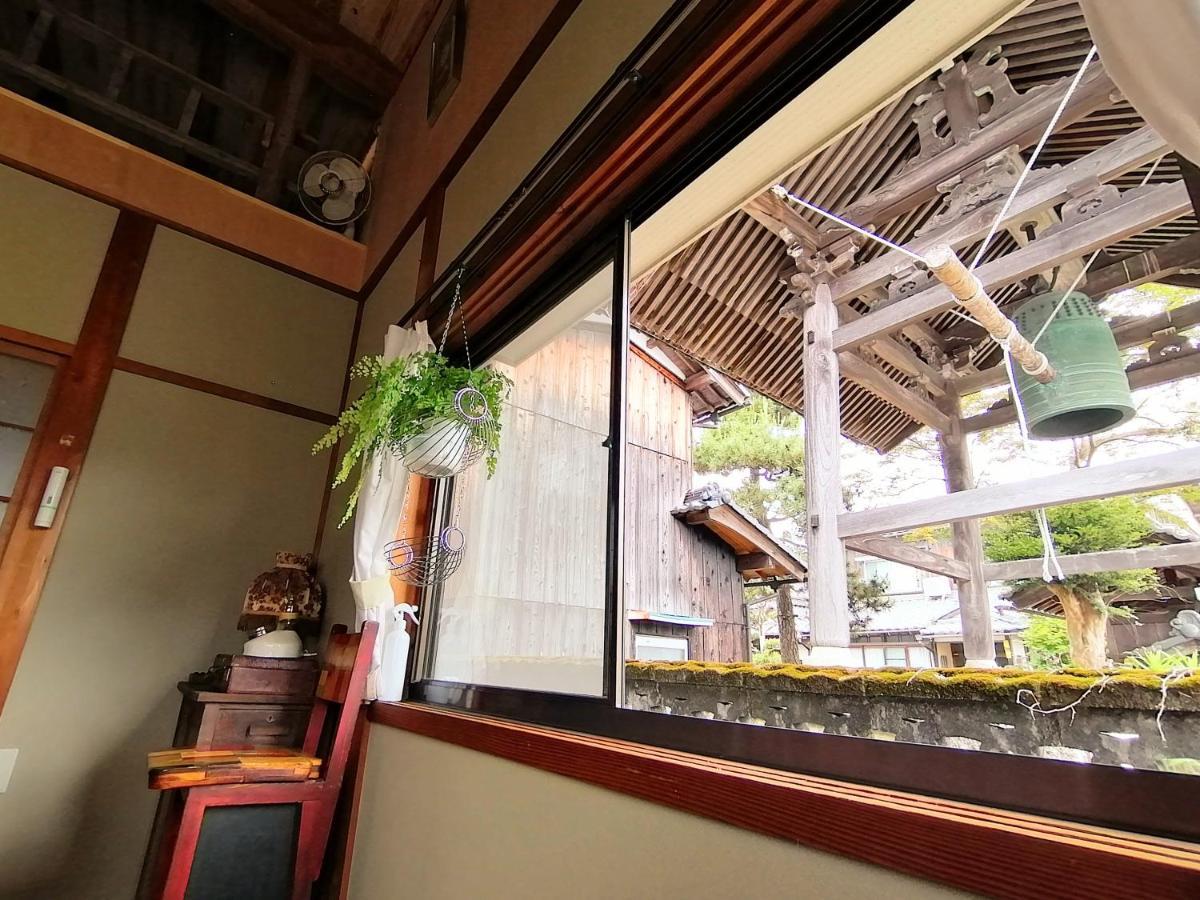 静かに過ごす古民家ステイ Staying Quietly In Renovated House Takashima Buitenkant foto